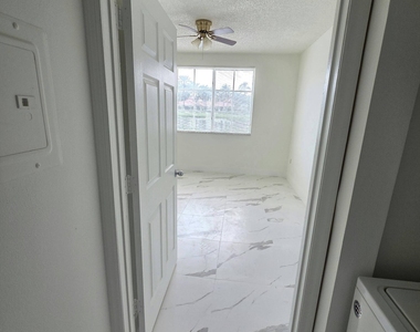 2151 W Preserve Way - Photo Thumbnail 15