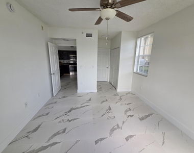 2151 W Preserve Way - Photo Thumbnail 23