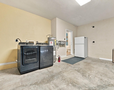 5643 Nw 125th Avenue - Photo Thumbnail 13