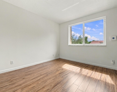 5643 Nw 125th Avenue - Photo Thumbnail 22