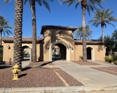 3511 N Carlton Street - Photo Thumbnail 45