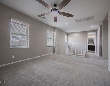 3511 N Carlton Street - Photo Thumbnail 15