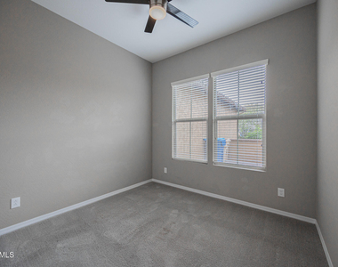 3511 N Carlton Street - Photo Thumbnail 28