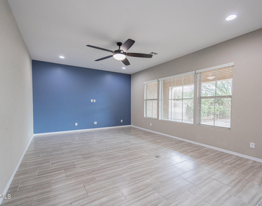 3511 N Carlton Street - Photo Thumbnail 3