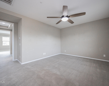 3511 N Carlton Street - Photo Thumbnail 13