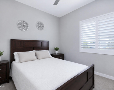 1540 E San Carlos Way - Photo Thumbnail 11