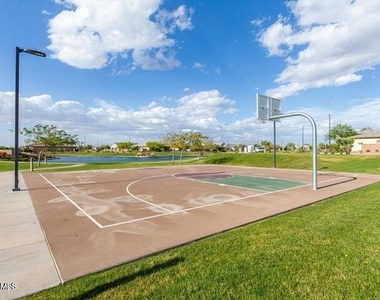 1540 E San Carlos Way - Photo Thumbnail 21