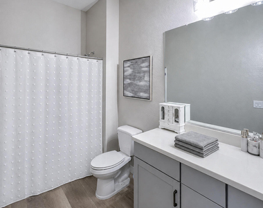 1540 E San Carlos Way - Photo Thumbnail 12