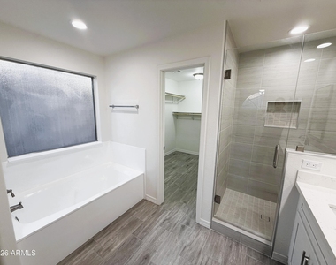 1430 W Camino Court - Photo Thumbnail 18