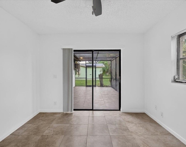 6404 Sagewood Way - Photo Thumbnail 19