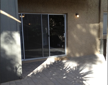 4354 N 82nd Street - Photo Thumbnail 8