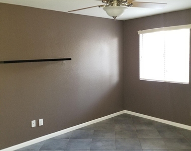 4354 N 82nd Street - Photo Thumbnail 6