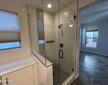 9033 W State Avenue - Photo Thumbnail 7