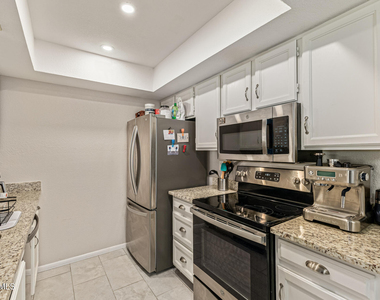 2146 W Isabella Avenue - Photo Thumbnail 10