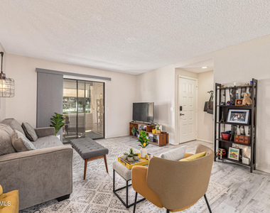 2146 W Isabella Avenue - Photo Thumbnail 5