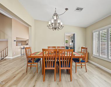 14835 N 46th Street - Photo Thumbnail 12