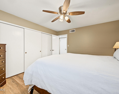 14835 N 46th Street - Photo Thumbnail 28
