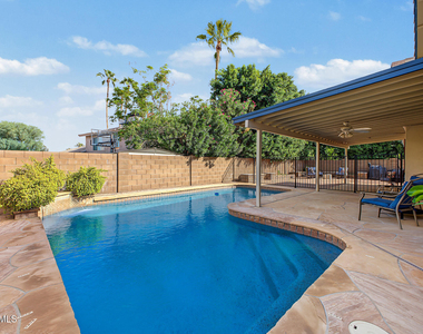 14835 N 46th Street - Photo Thumbnail 1