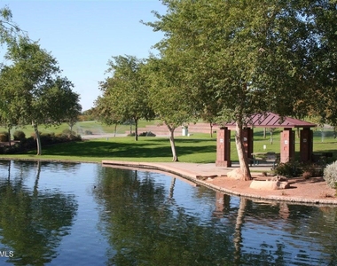 40735 N Trailhead Way - Photo Thumbnail 27