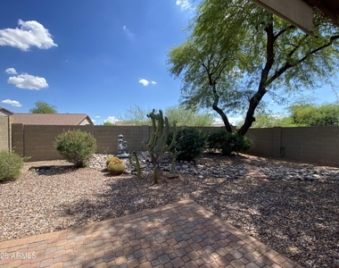 40735 N Trailhead Way - Photo Thumbnail 18