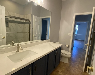 40735 N Trailhead Way - Photo Thumbnail 13