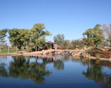 40735 N Trailhead Way - Photo Thumbnail 23