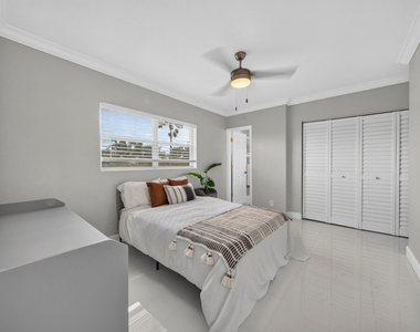 744 Ne 14th Avenue - Photo Thumbnail 21