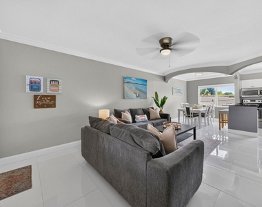 744 Ne 14th Avenue - Photo Thumbnail 14