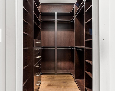 521 Ne 8th Avenue - Photo Thumbnail 20