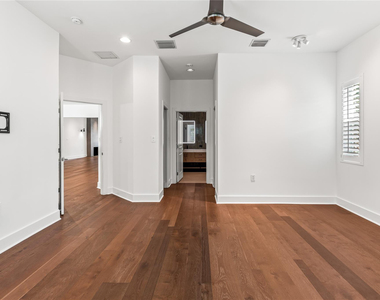 521 Ne 8th Avenue - Photo Thumbnail 16