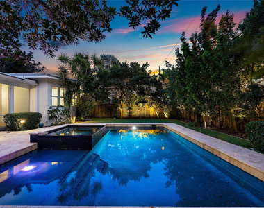 521 Ne 8th Avenue - Photo Thumbnail 50