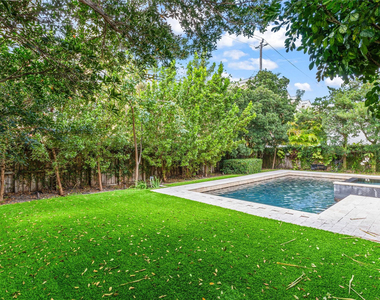 521 Ne 8th Avenue - Photo Thumbnail 42