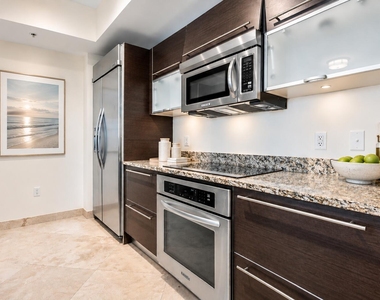 550 Okeechobee Boulevard - Photo Thumbnail 6