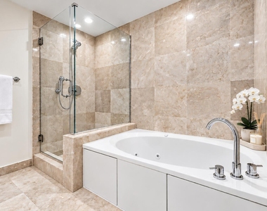 550 Okeechobee Boulevard - Photo Thumbnail 12