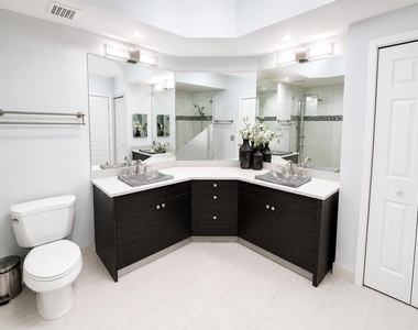 3107 Renaissance Way - Photo Thumbnail 17