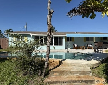 4600 Ne 15th Avenue - Photo Thumbnail 21