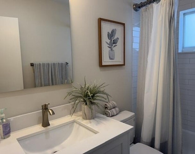 4600 Ne 15th Avenue - Photo Thumbnail 12