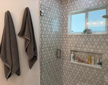4600 Ne 15th Avenue - Photo Thumbnail 5