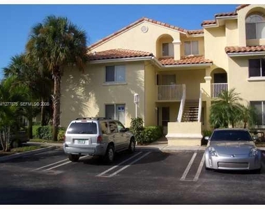 12101 Glenmoor Drive - Photo Thumbnail 2