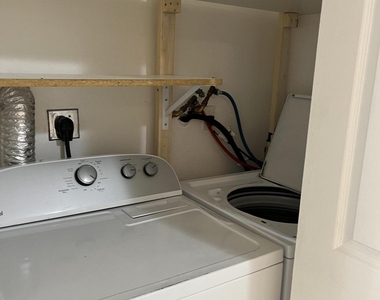 2314 Johnson Street - Photo Thumbnail 13