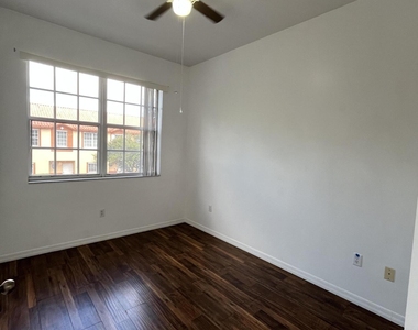 2314 Johnson Street - Photo Thumbnail 14