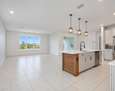 3524 Nw Solange Court - Photo Thumbnail 3