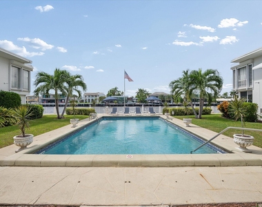 609 Bayshore Drive - Photo Thumbnail 18