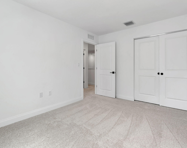 179 Se Birch Terrace - Photo Thumbnail 32