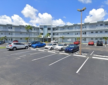 2200 Park Lane - Photo Thumbnail 13