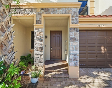 3957 Allerdale Place - Photo Thumbnail 2
