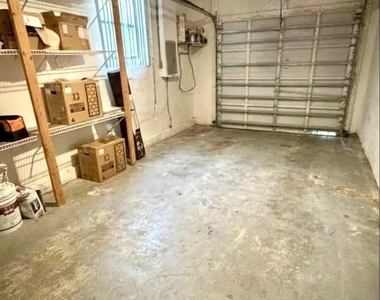 6181 Laurel Lane - Photo Thumbnail 21