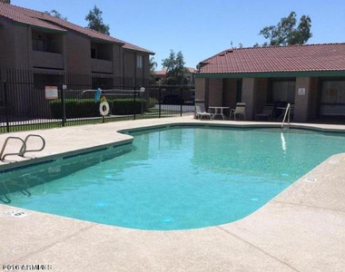 623 W Guadalupe Road - Photo Thumbnail 16