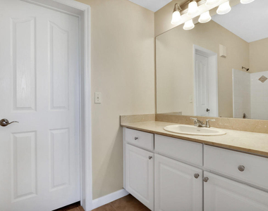 255 Murcia Drive - Photo Thumbnail 5