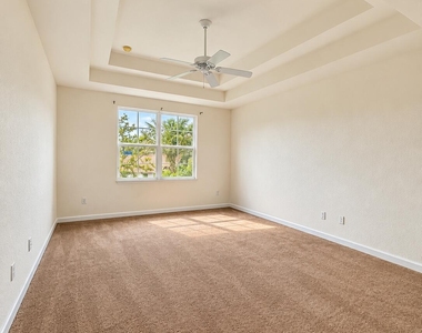 4730 S Prive Circle - Photo Thumbnail 13